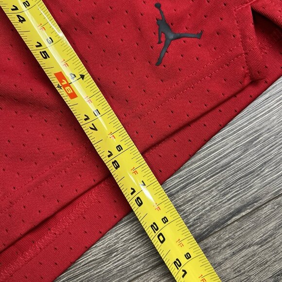 Jordan Basketball Shorts Size XL Mens Red Dri Fit Mesh $40 - Picture 3 of 9